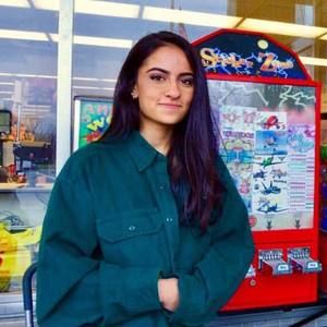 Meet your Posher, Jahnvi